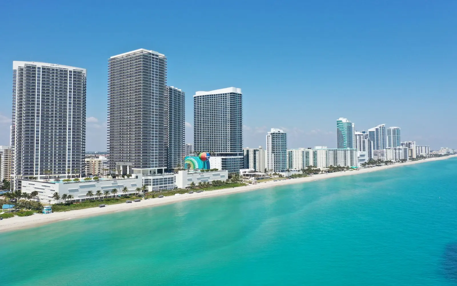 Hallandale Beach, FL