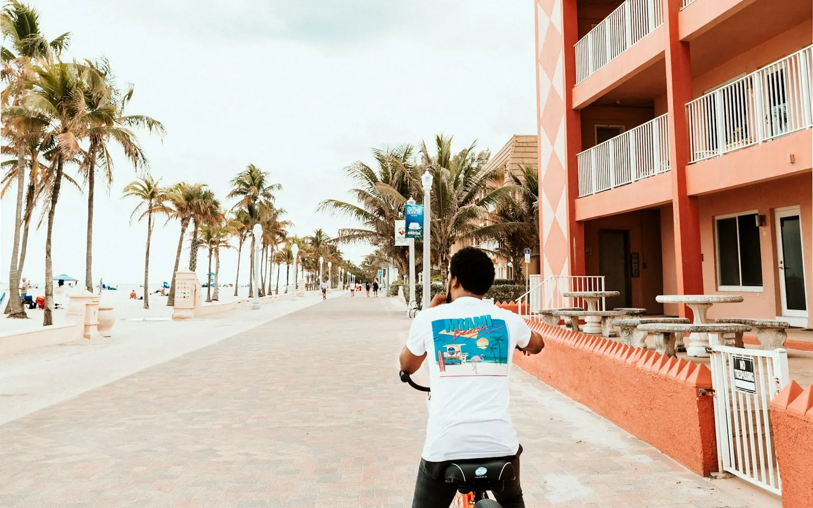 Hollywood, FL